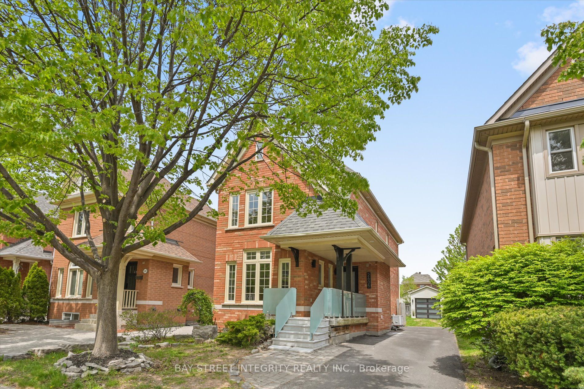 2605 Devonsley Cres