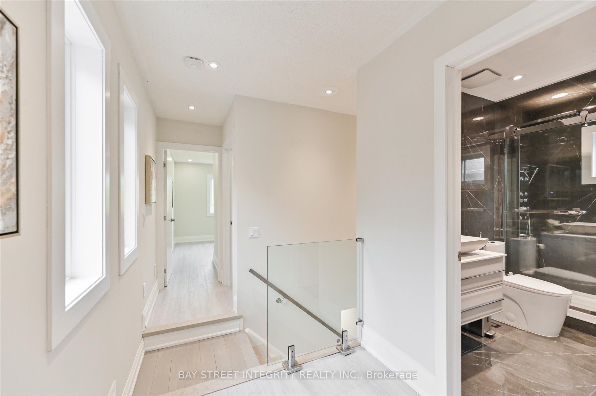 2605 Devonsley Cres