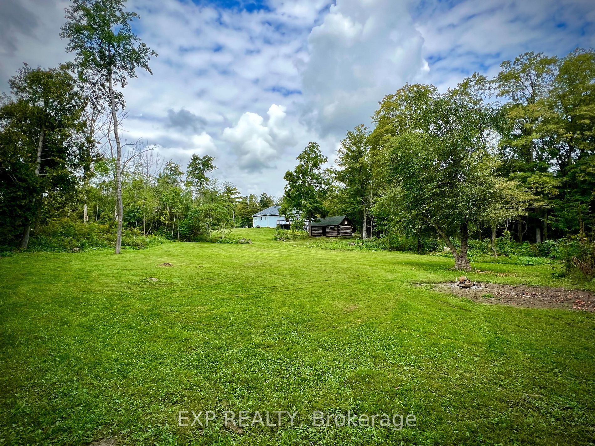 8080 Side Rd 15 Rd