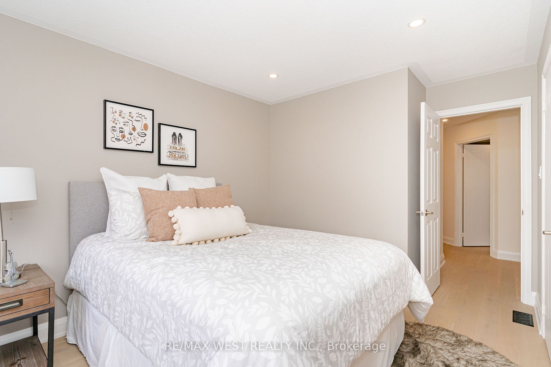 42 Pioneer Ave, #28