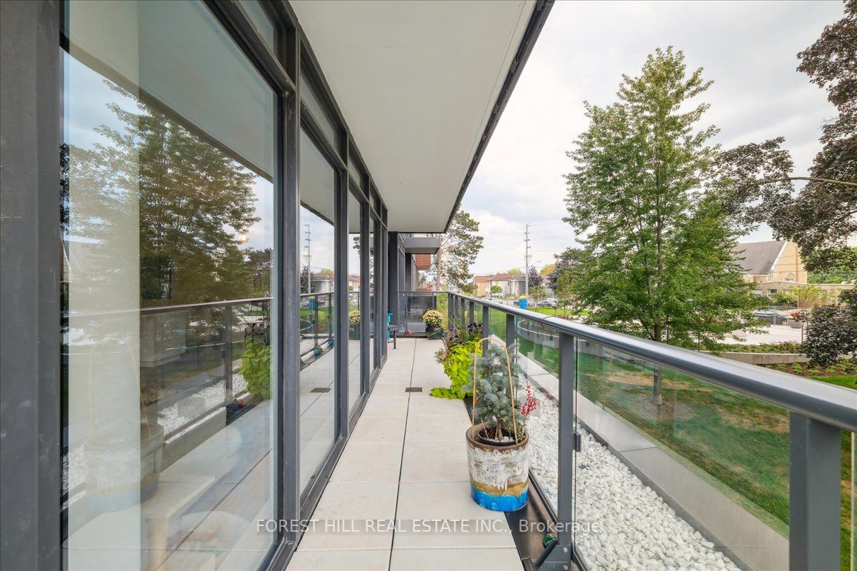 21 Park Street E, #209