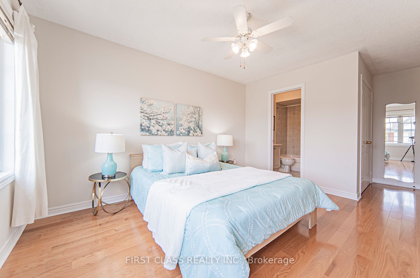 3152 Morning Glory Mews