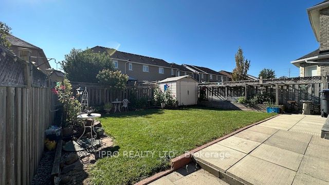 30 Culture Cres