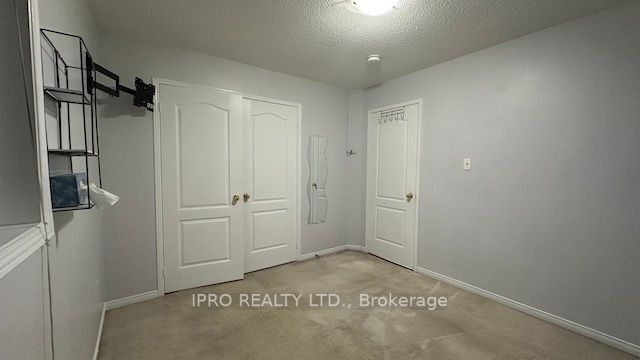 30 Culture Cres
