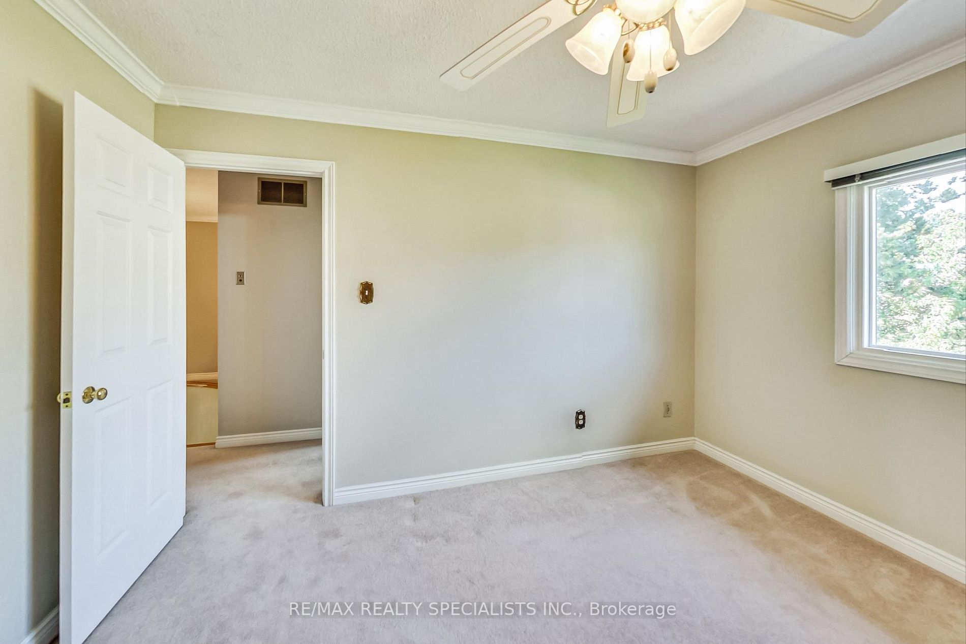 3955 Glamis Crt