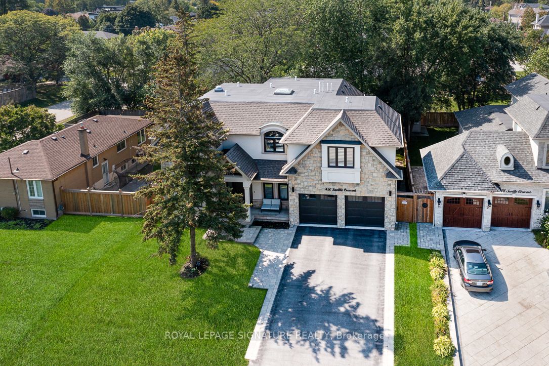 450 Saville Crescent
