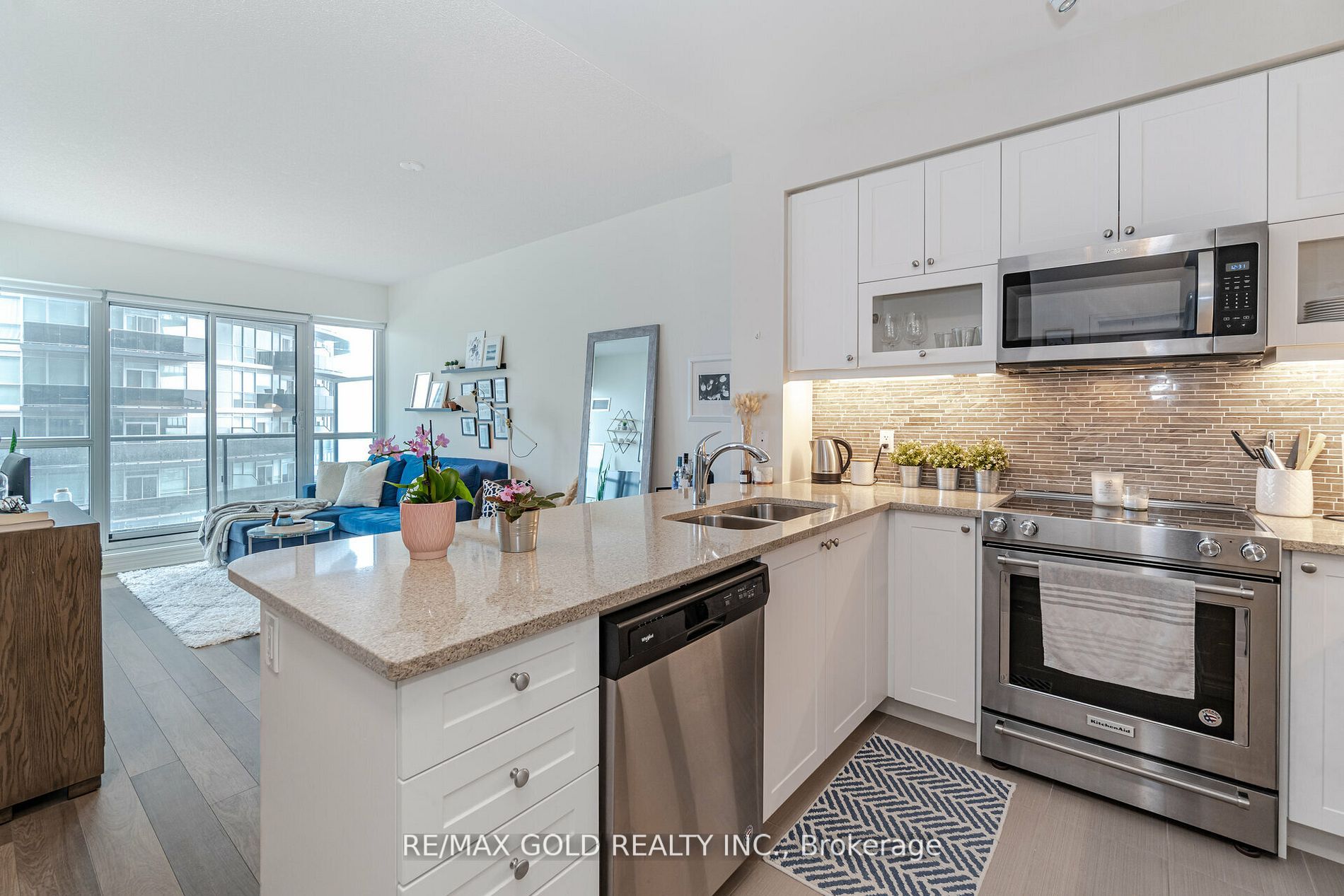 39 Annie Craig Dr, #1010