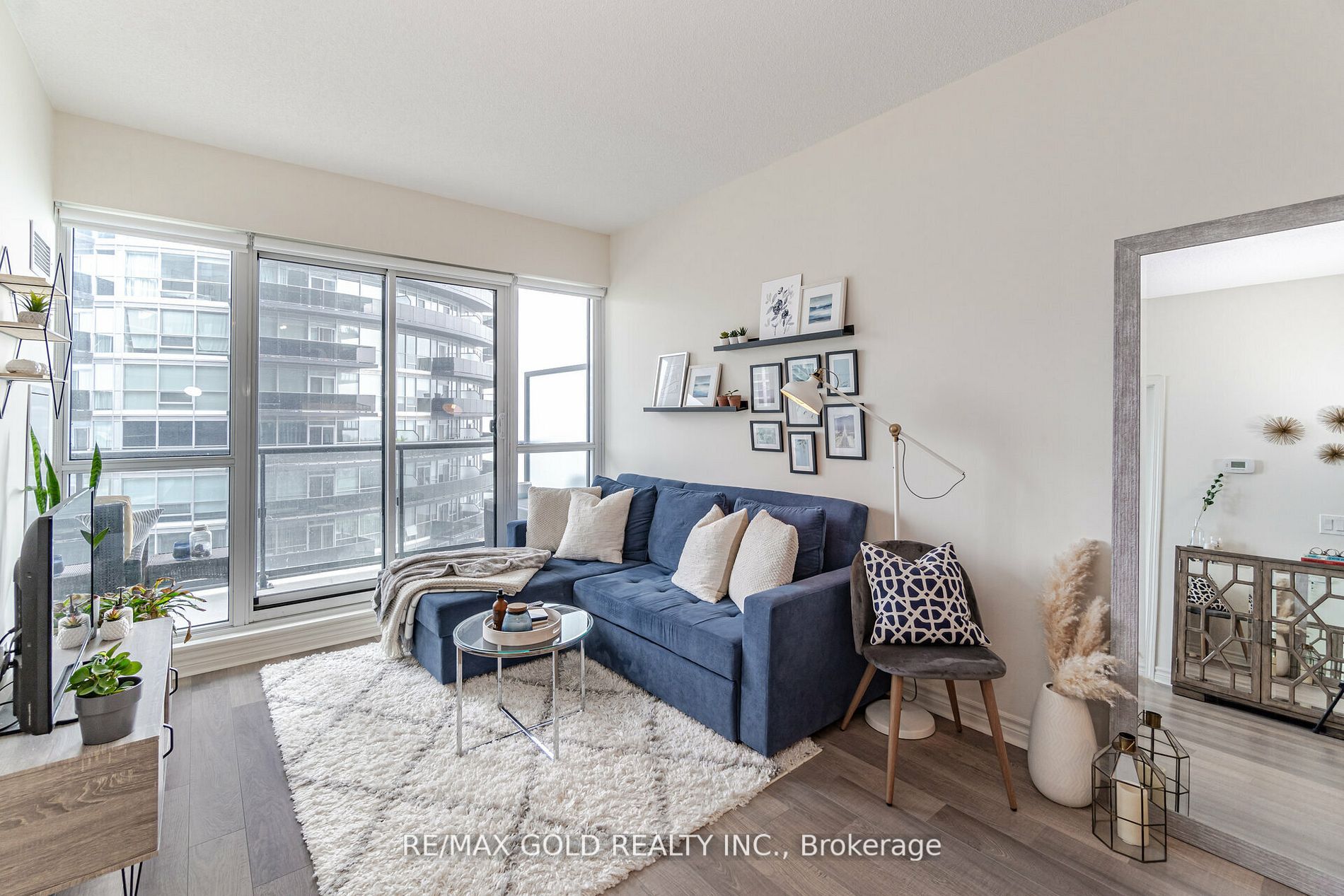 39 Annie Craig Dr, #1010