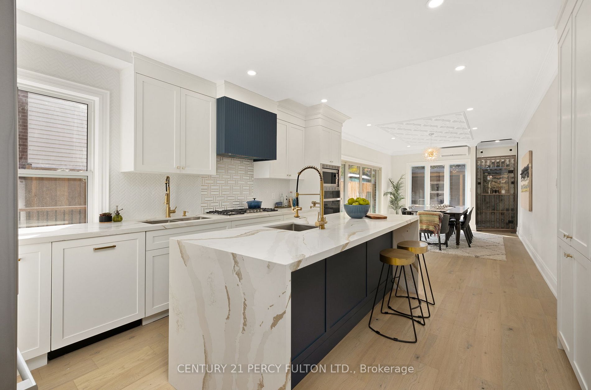 50 Macdonell Ave