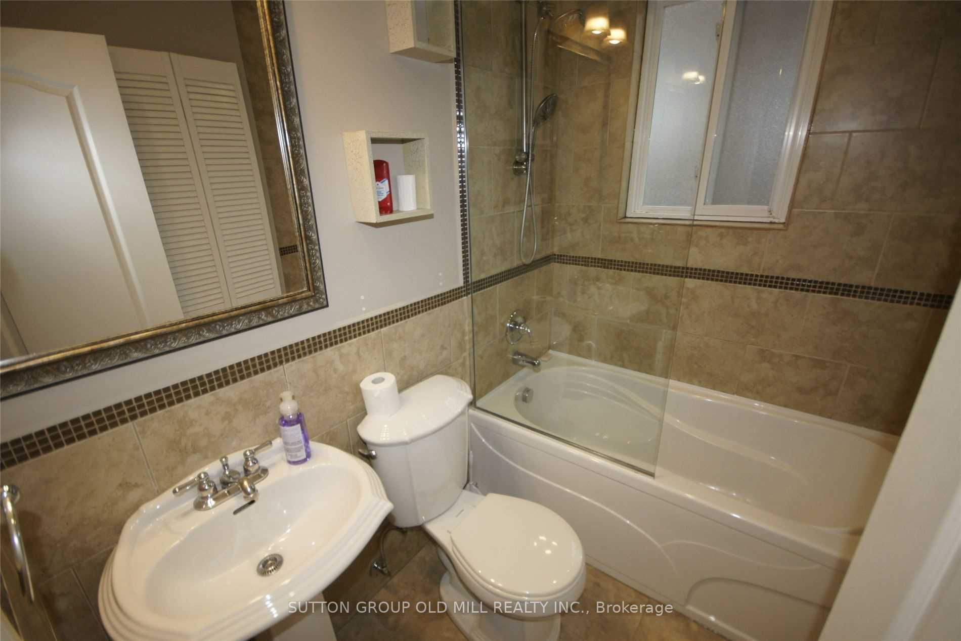 112 Stephen Dr