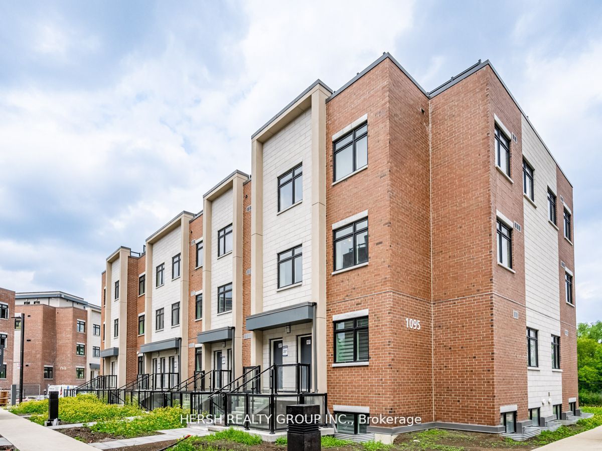 1095 Douglas Mccurdy Comm, #256
