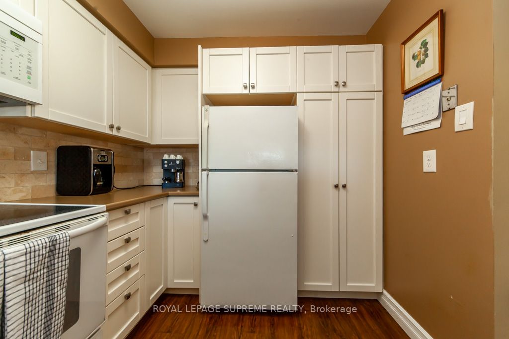 2470 Eglinton Avenue W, #608