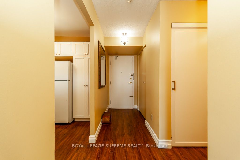 2470 Eglinton Avenue W, #608