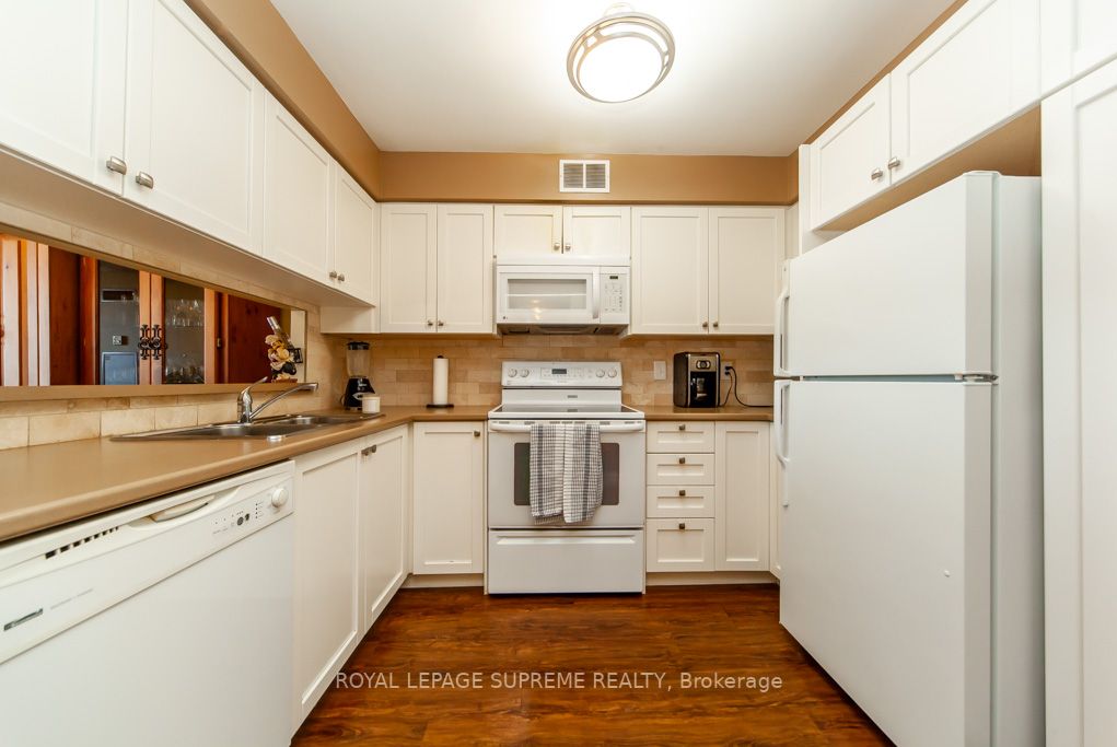 2470 Eglinton Avenue W, #608