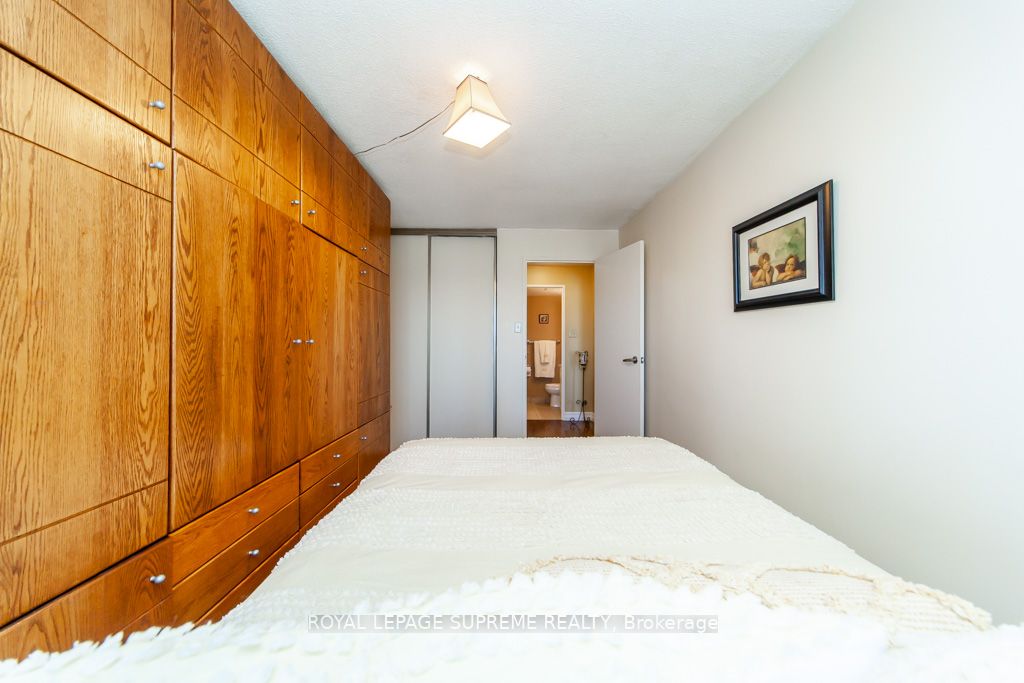 2470 Eglinton Avenue W, #608