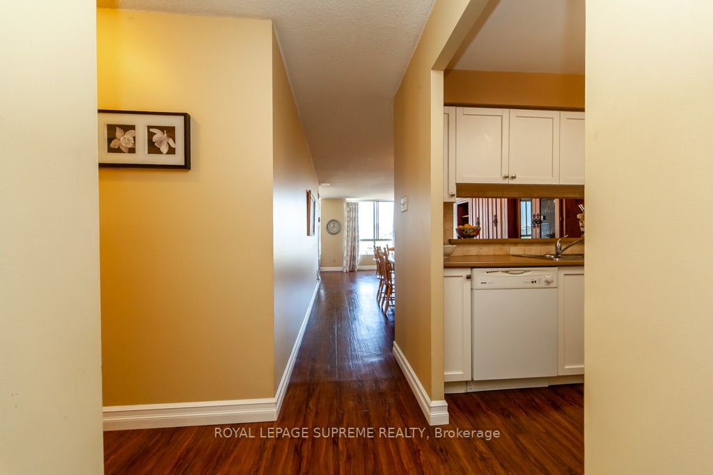 2470 Eglinton Avenue W, #608
