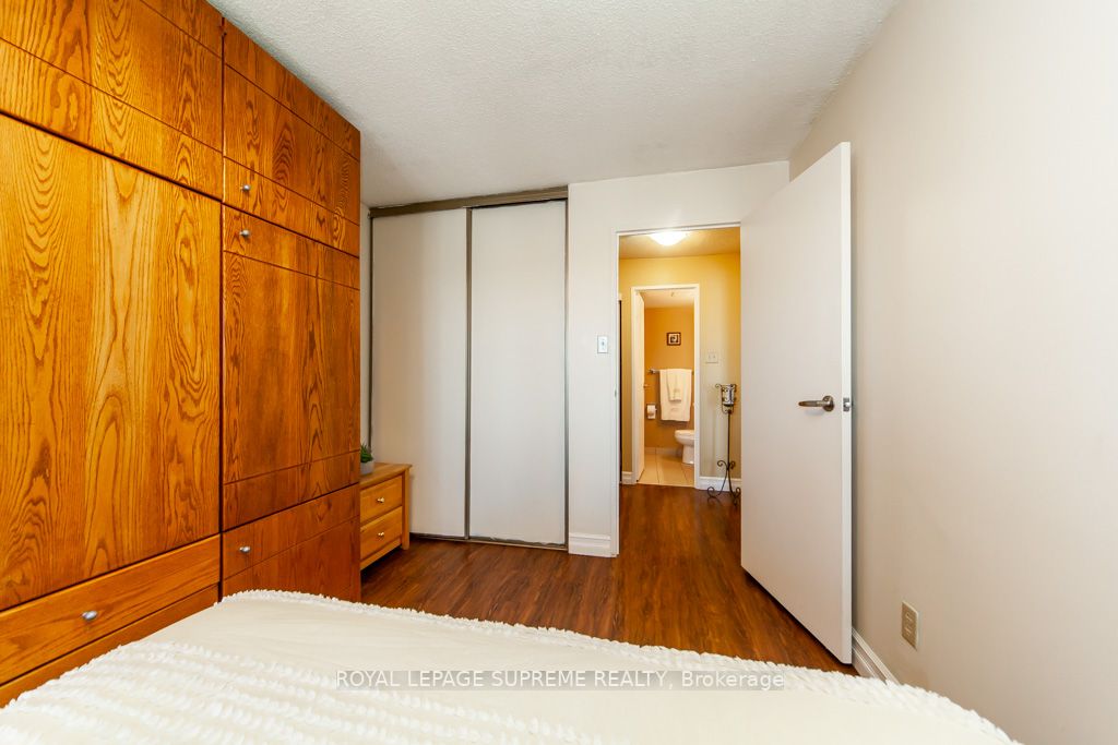 2470 Eglinton Avenue W, #608