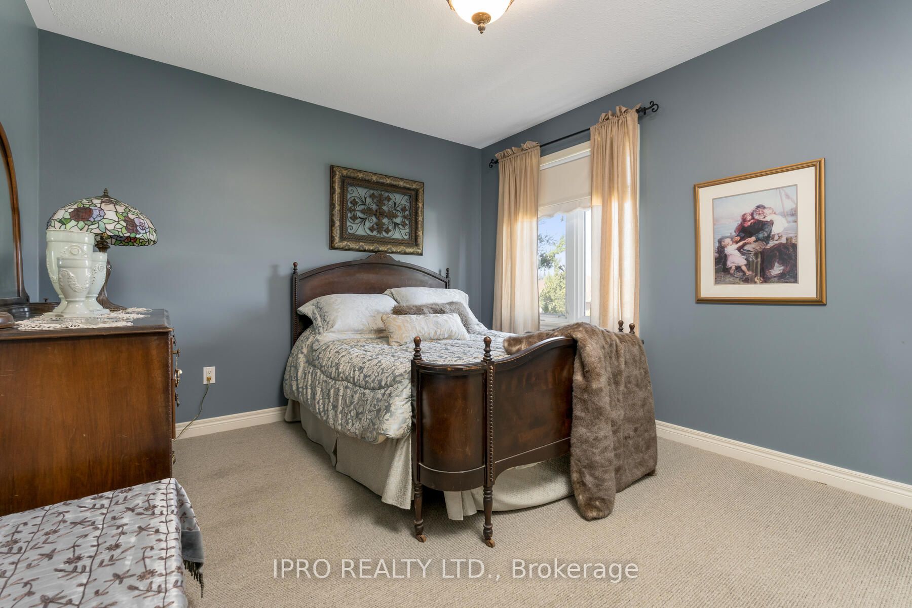 19 Elliott Dr