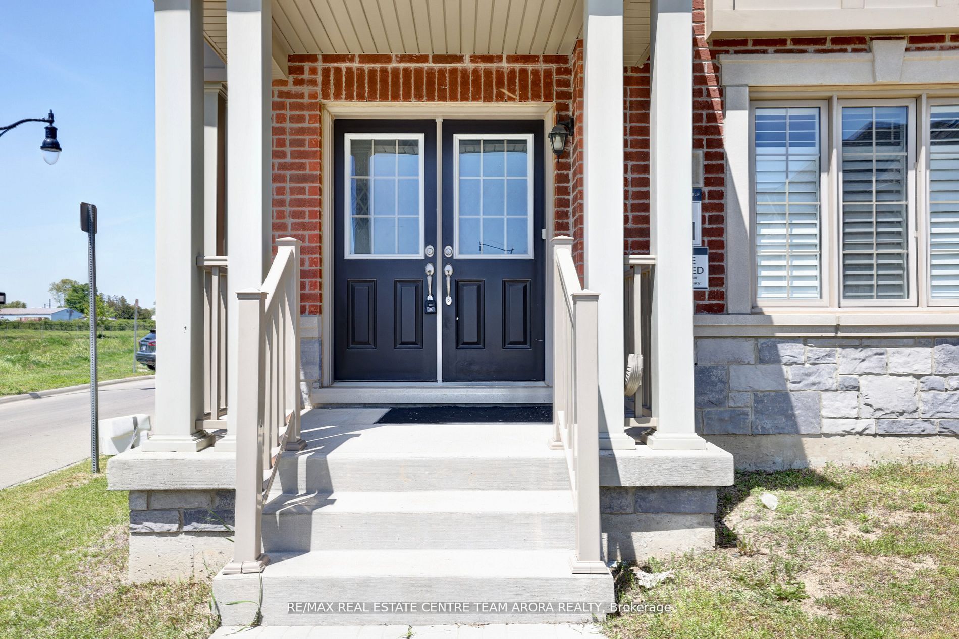 52 Brushwood Drive