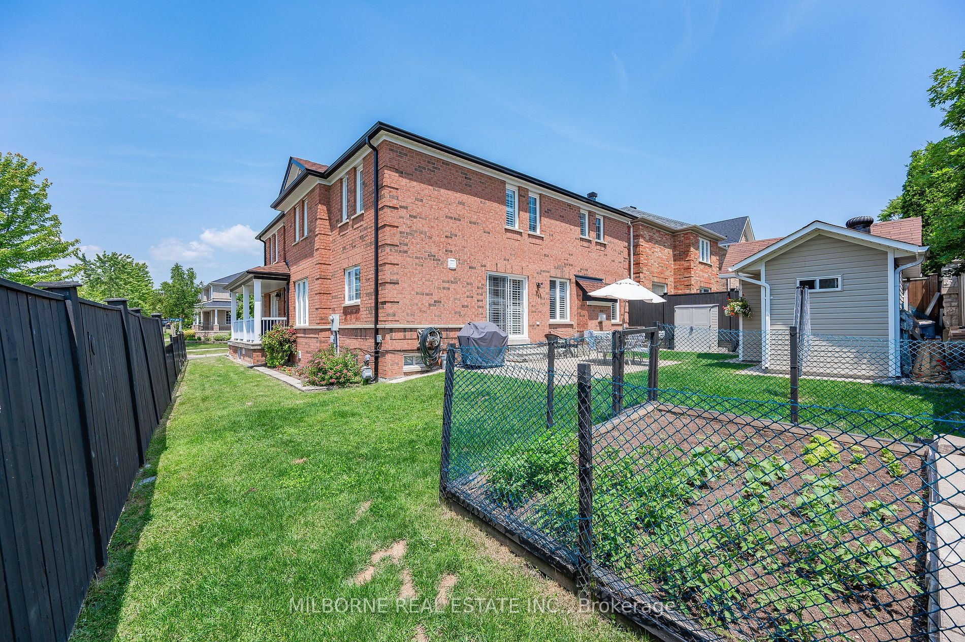 1 Belmont Blvd