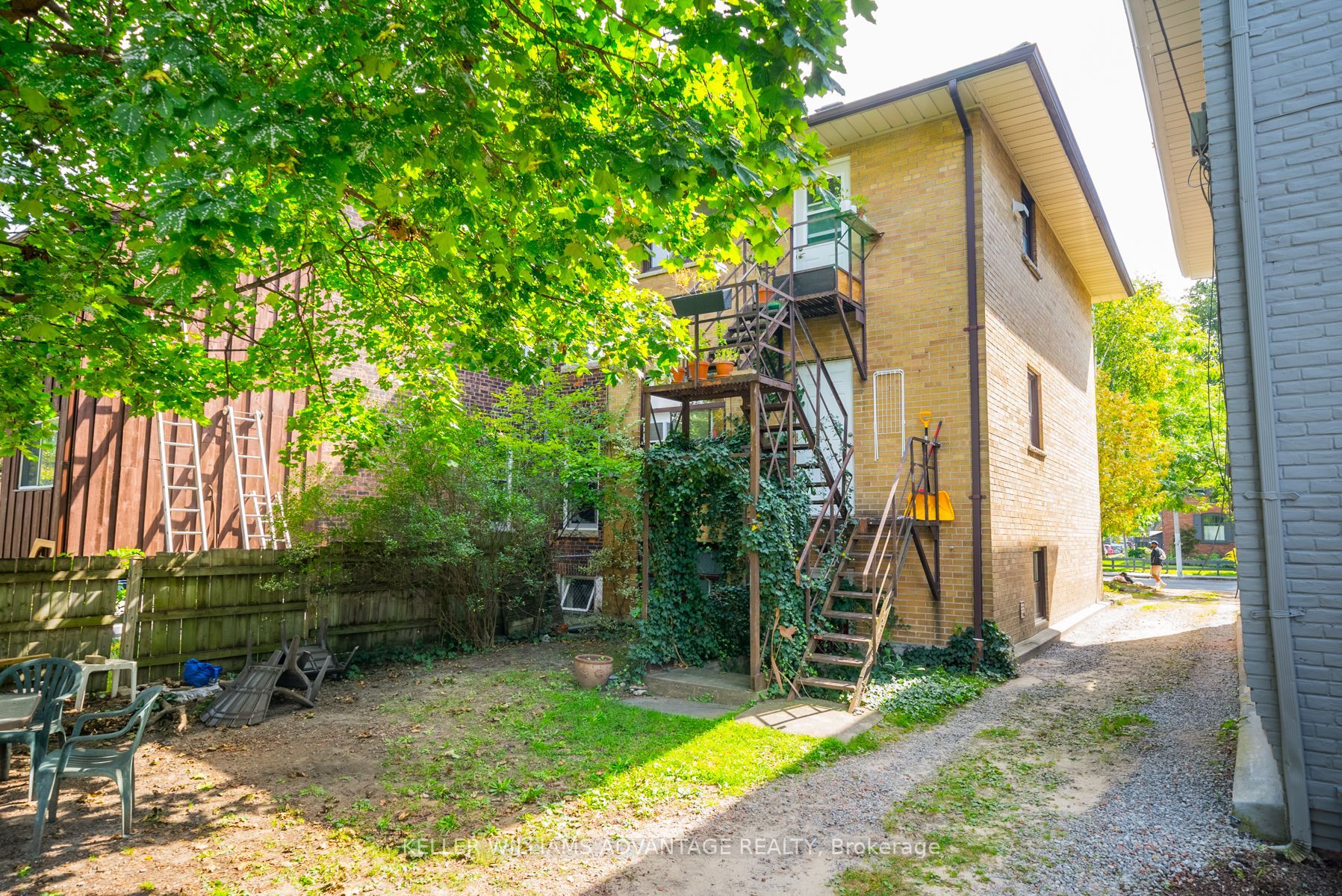 146 St Johns Rd