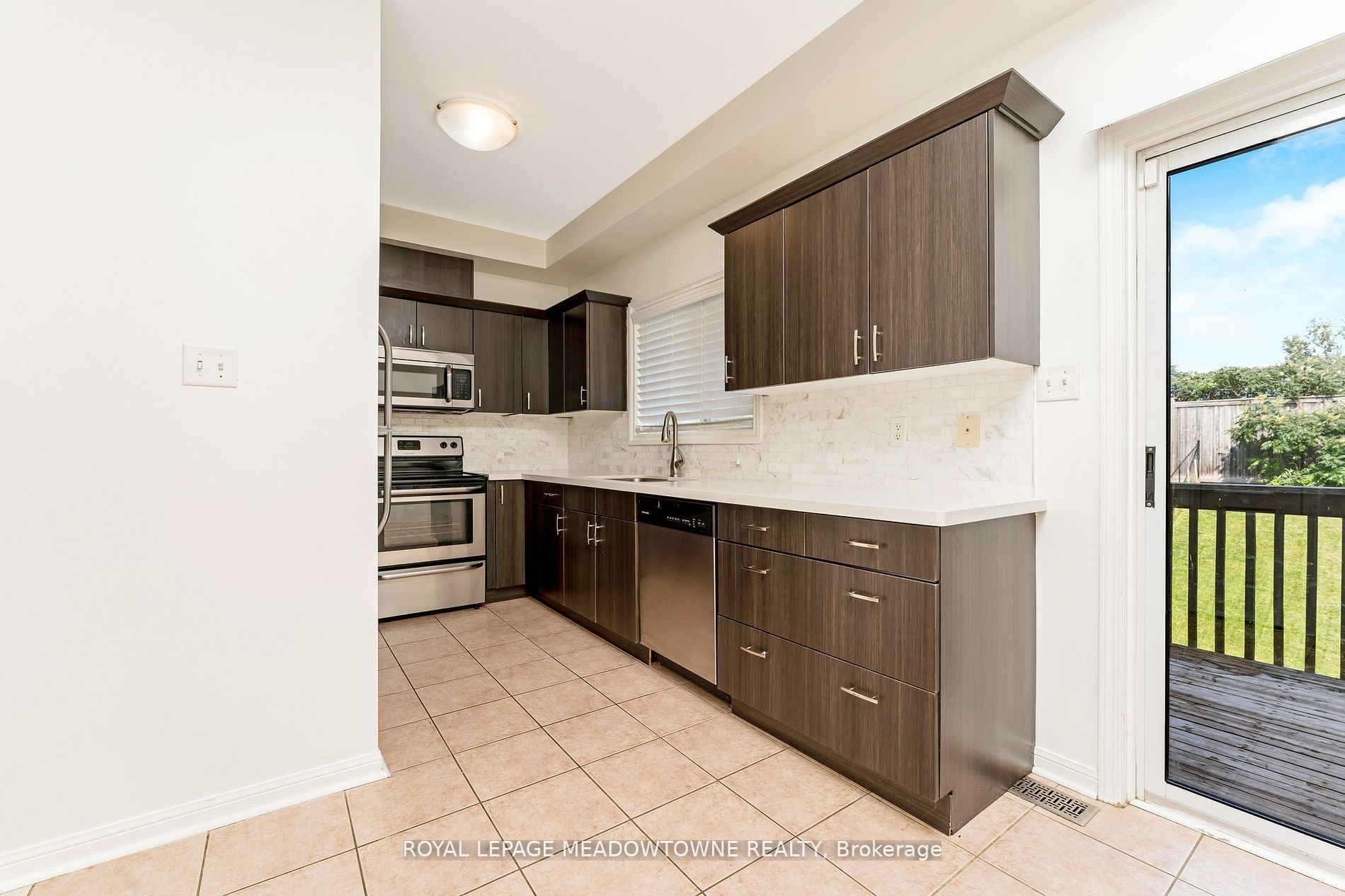 52 Atwood Ave