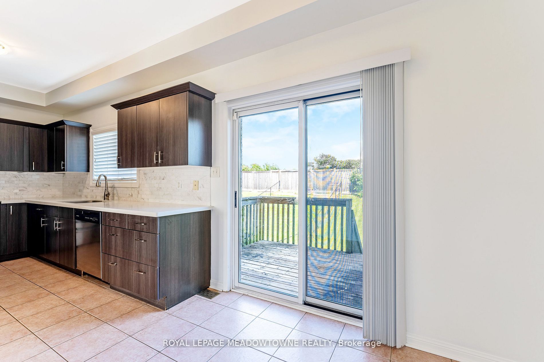 52 Atwood Ave
