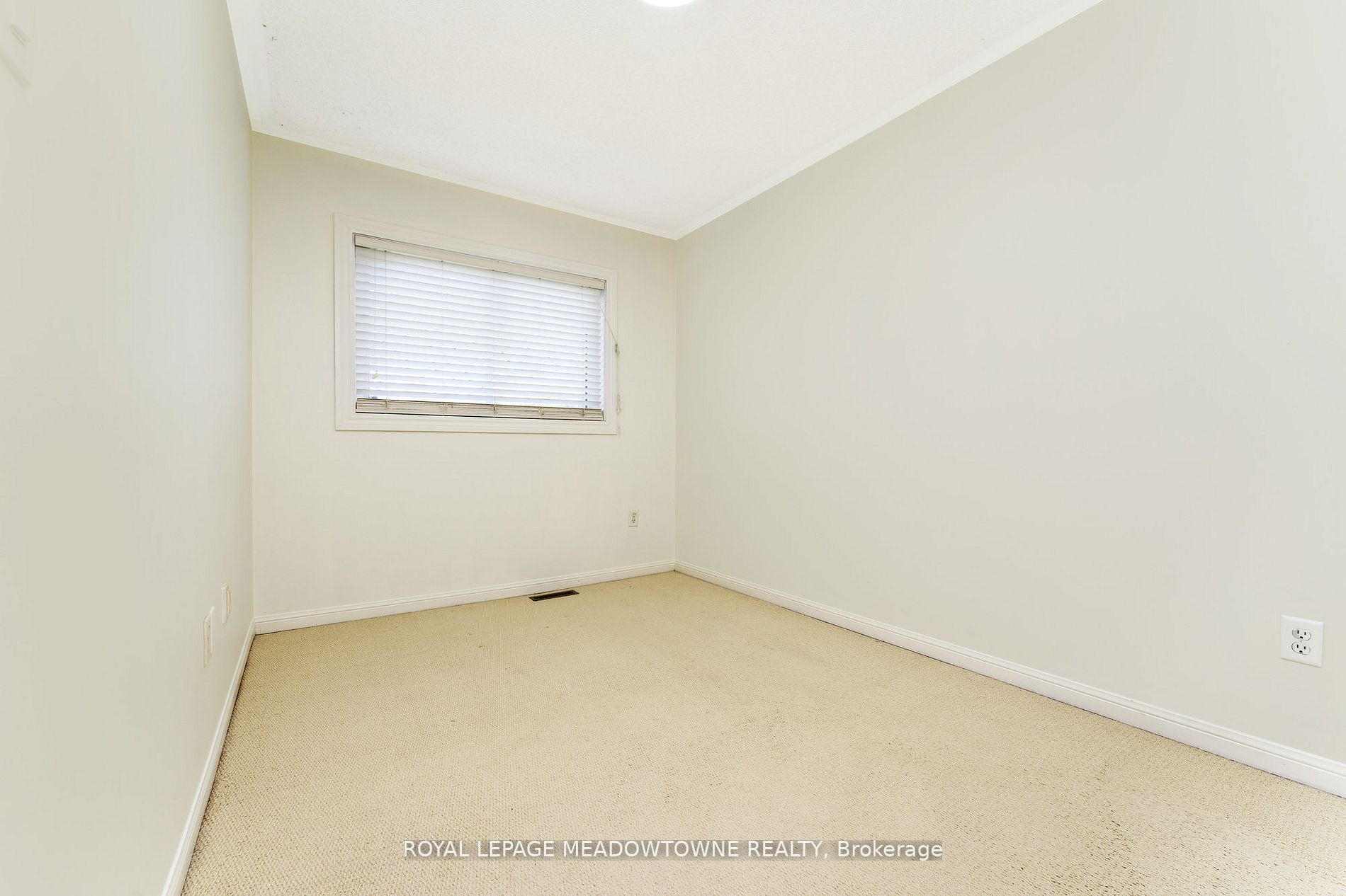 52 Atwood Ave