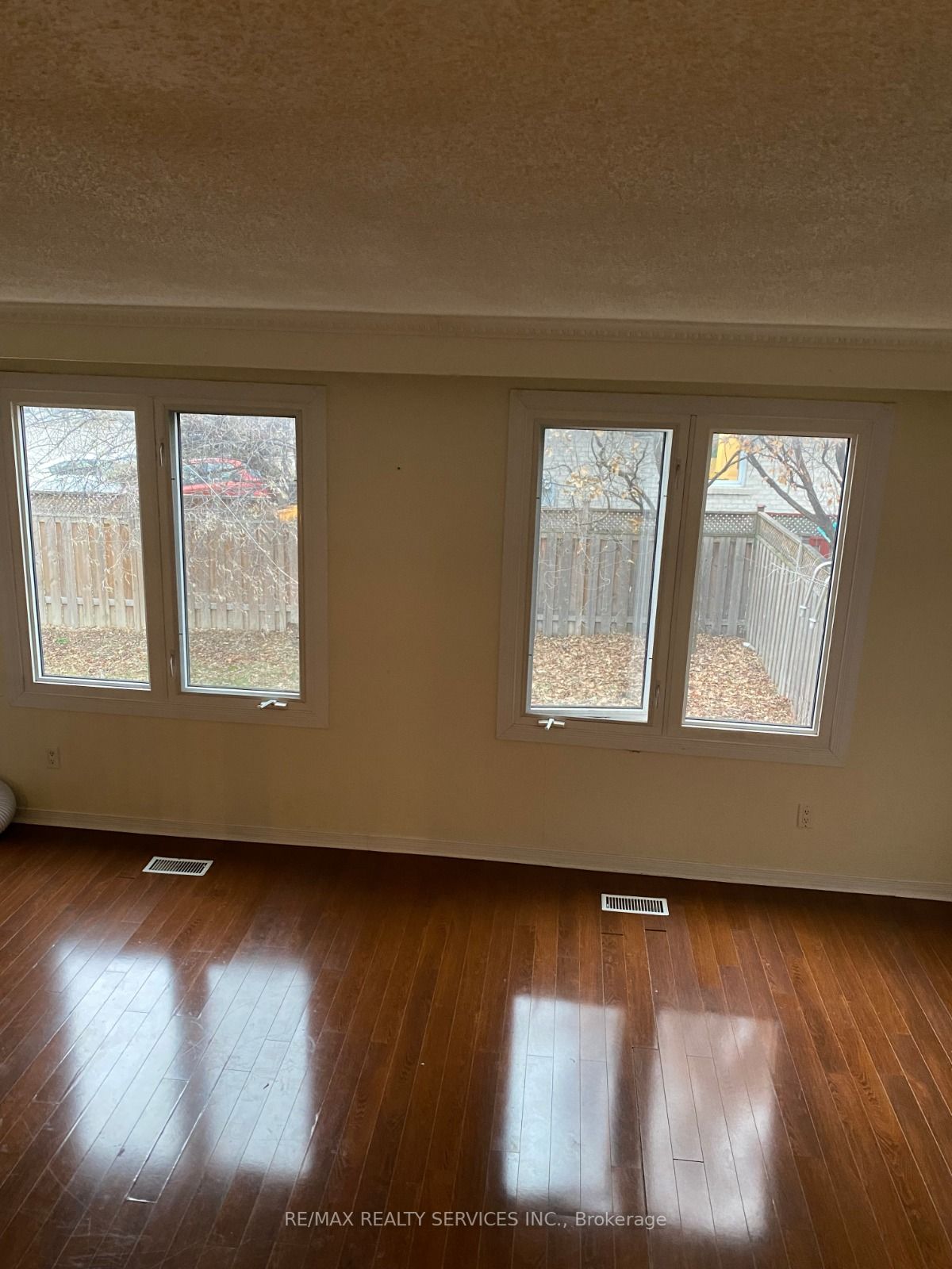 13 Weybridge Trail