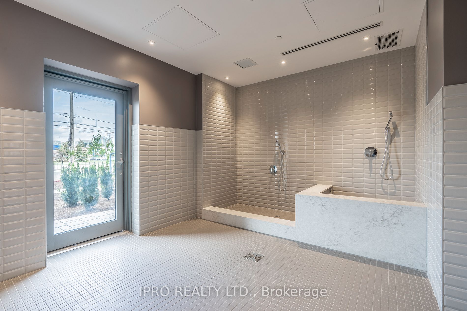 4655 Metcalfe Ave, #404B