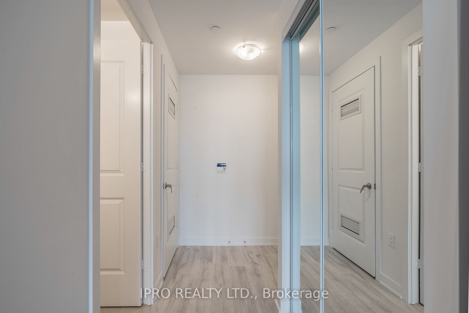 4655 Metcalfe Ave, #404B