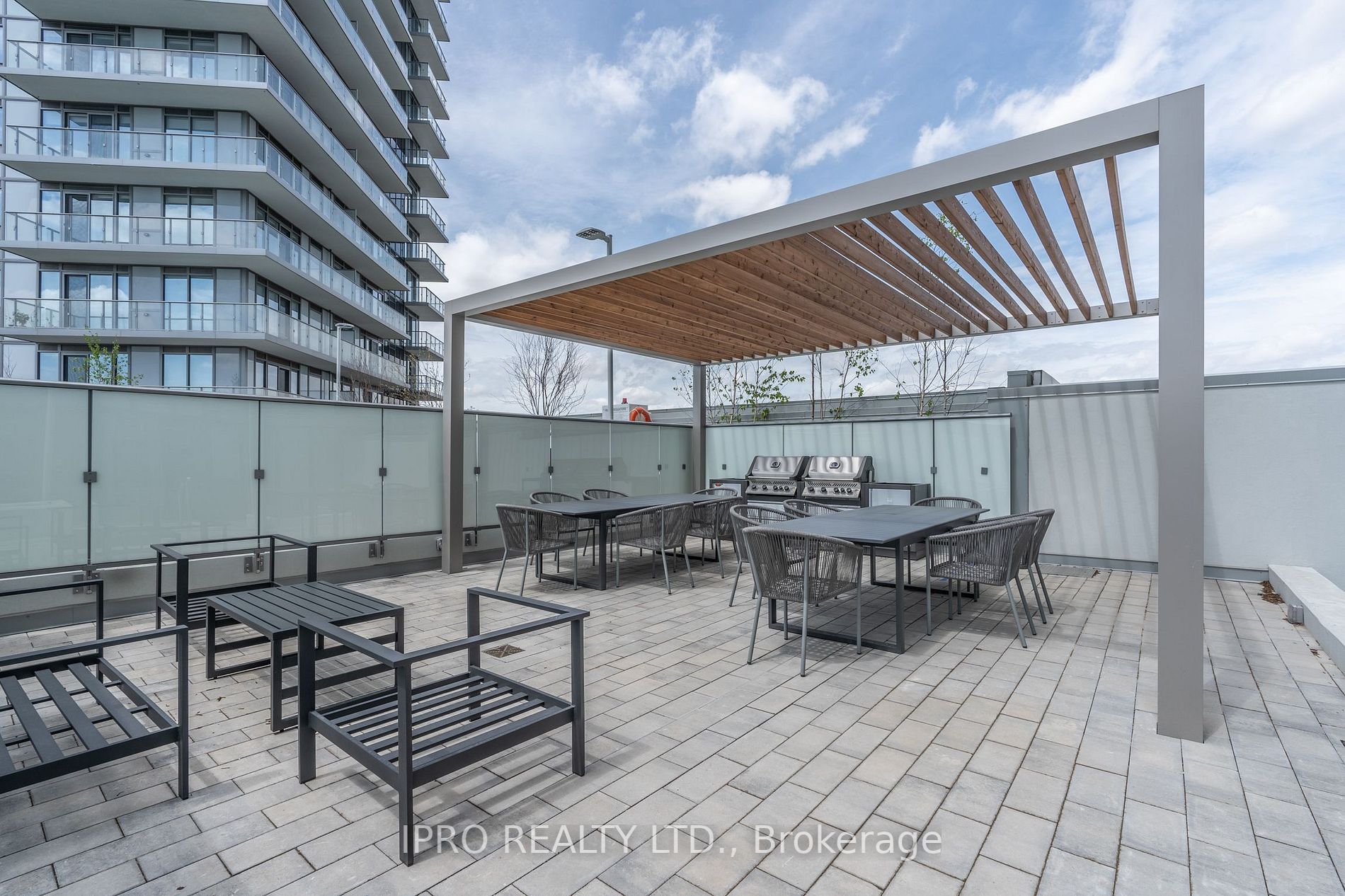 4655 Metcalfe Ave, #404B