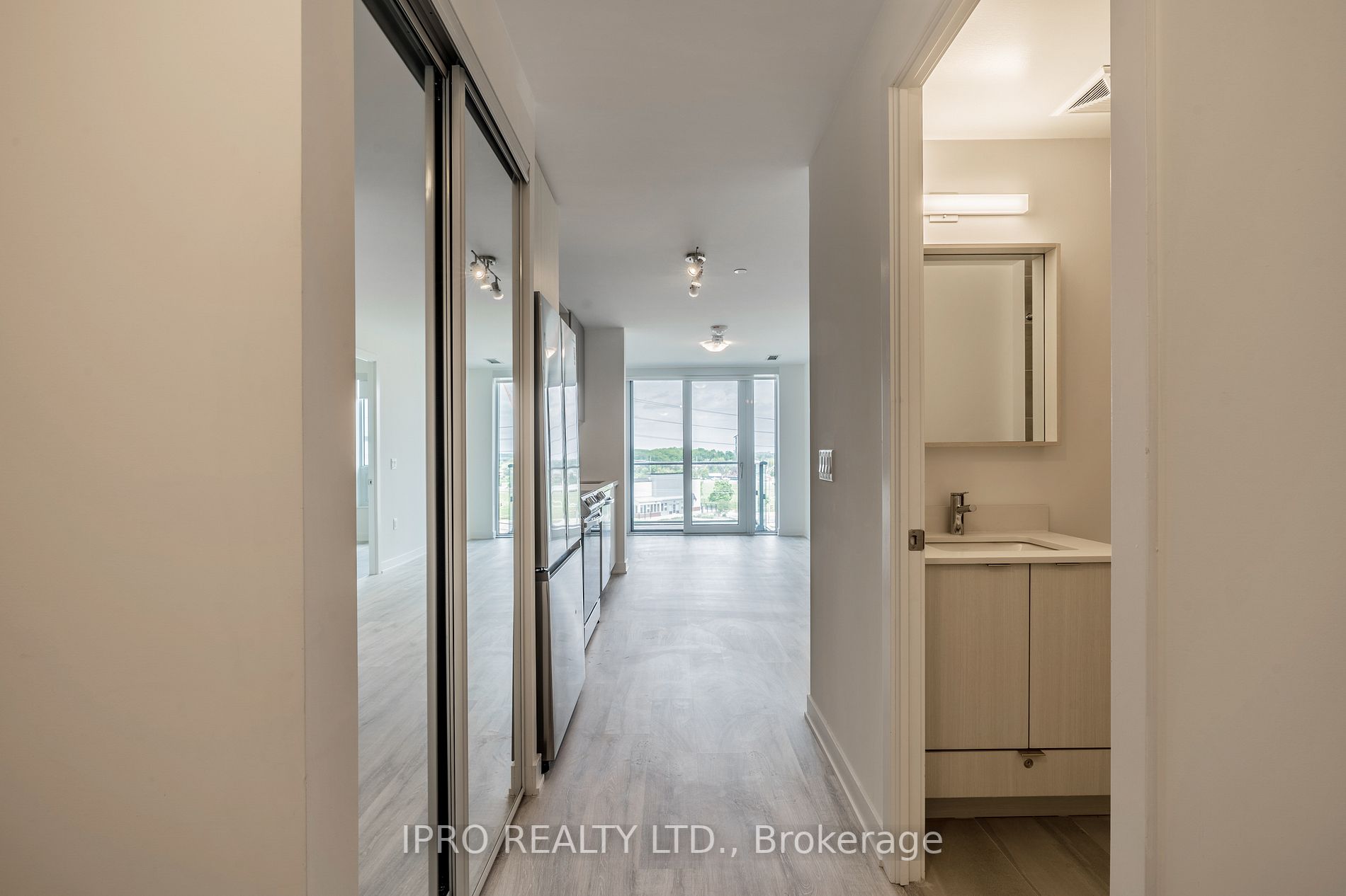 4655 Metcalfe Ave, #404B