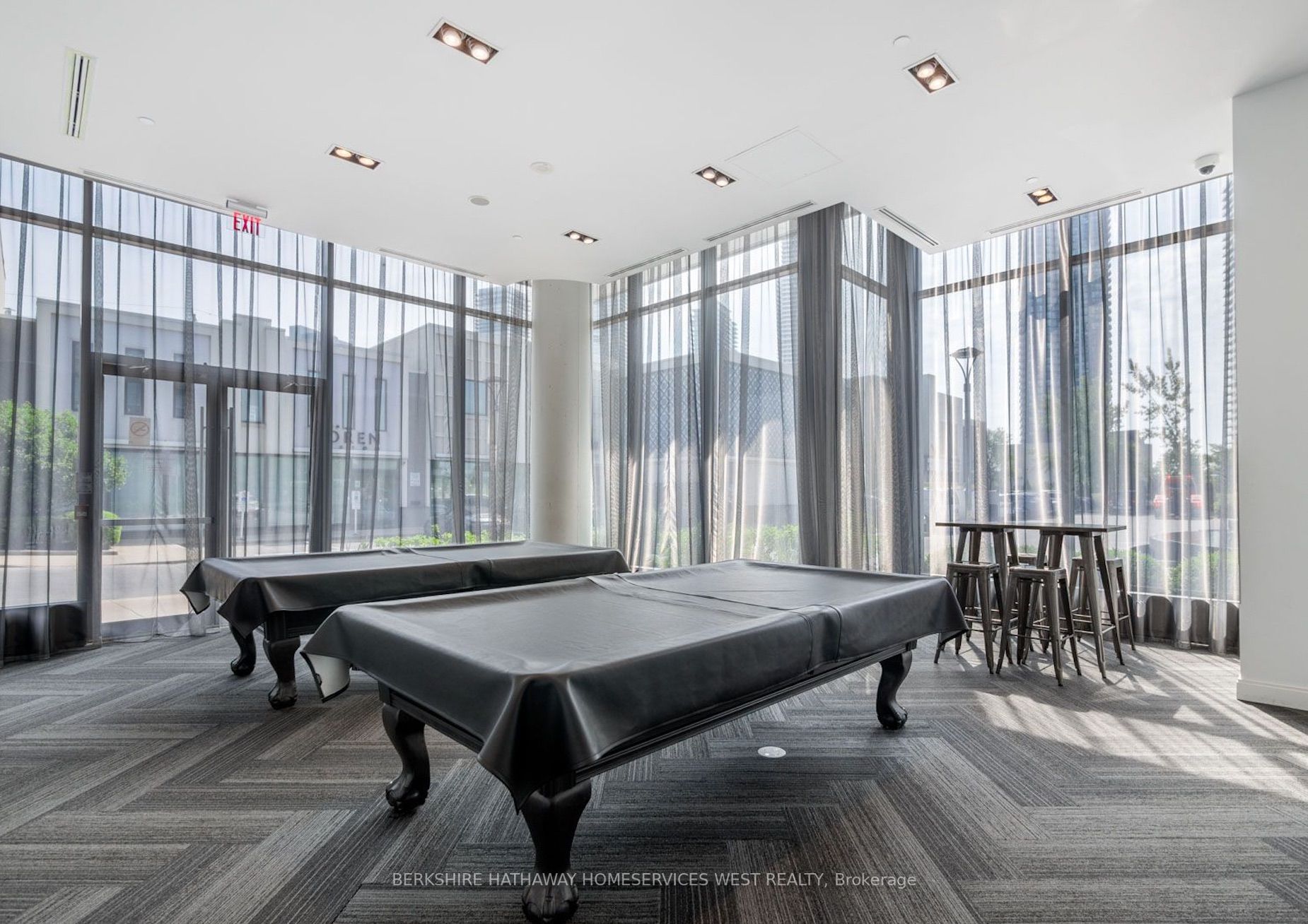 90 Park Lawn Rd, #2802
