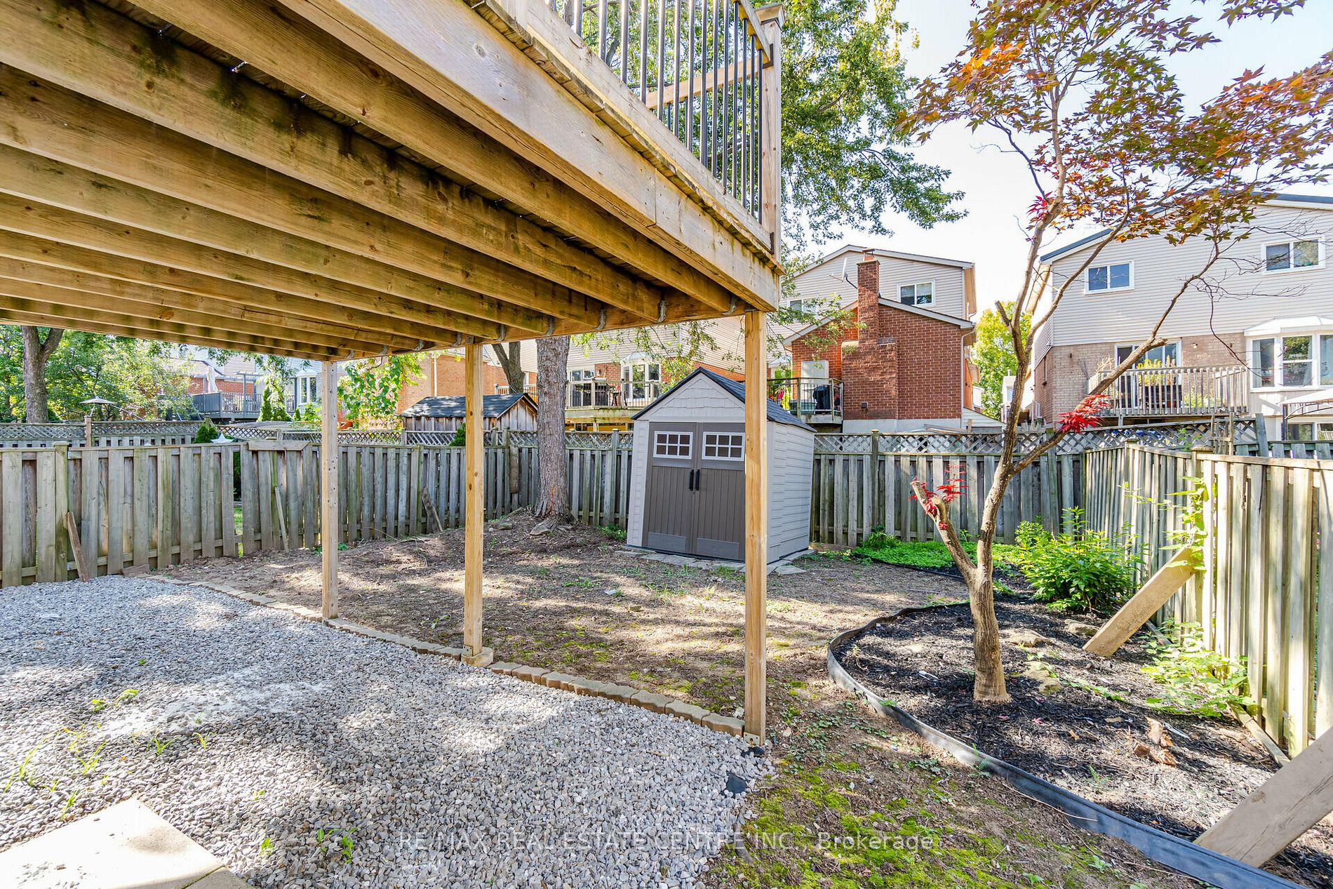 2256 Silverbirch Crt