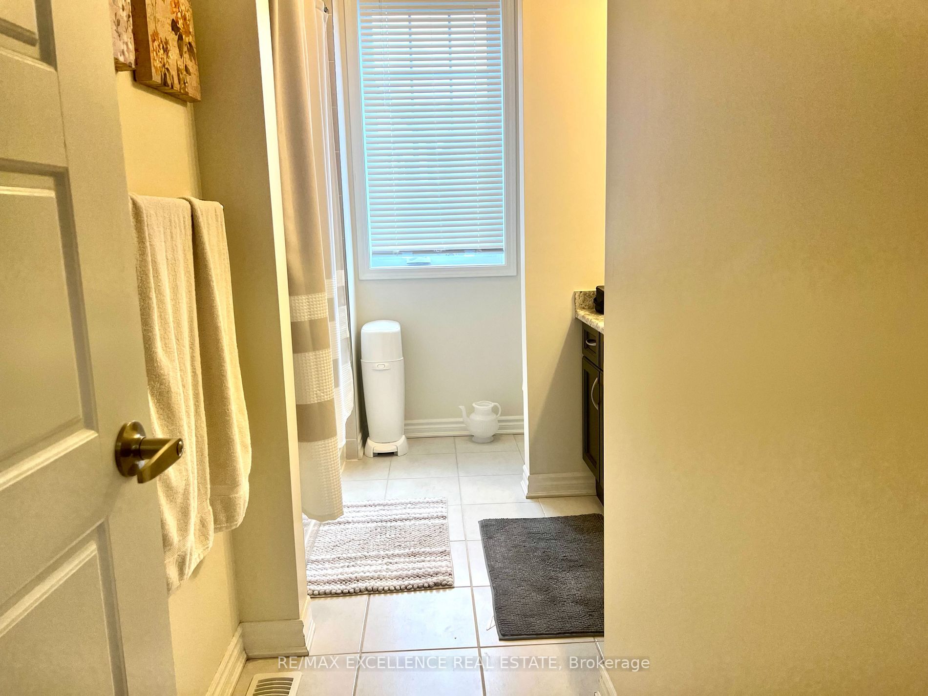 1253 Rose Way