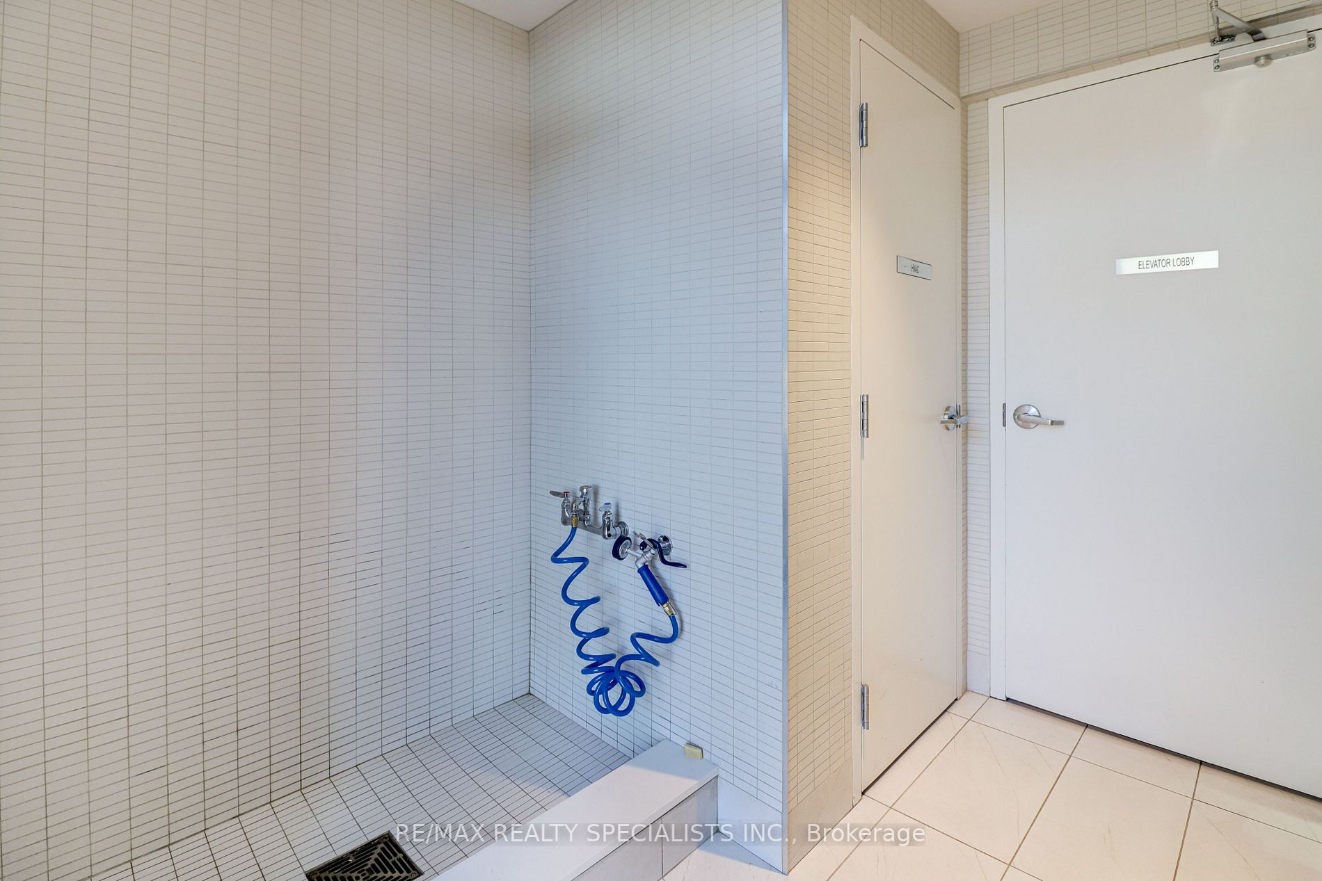 26 Gibbs Rd, #631