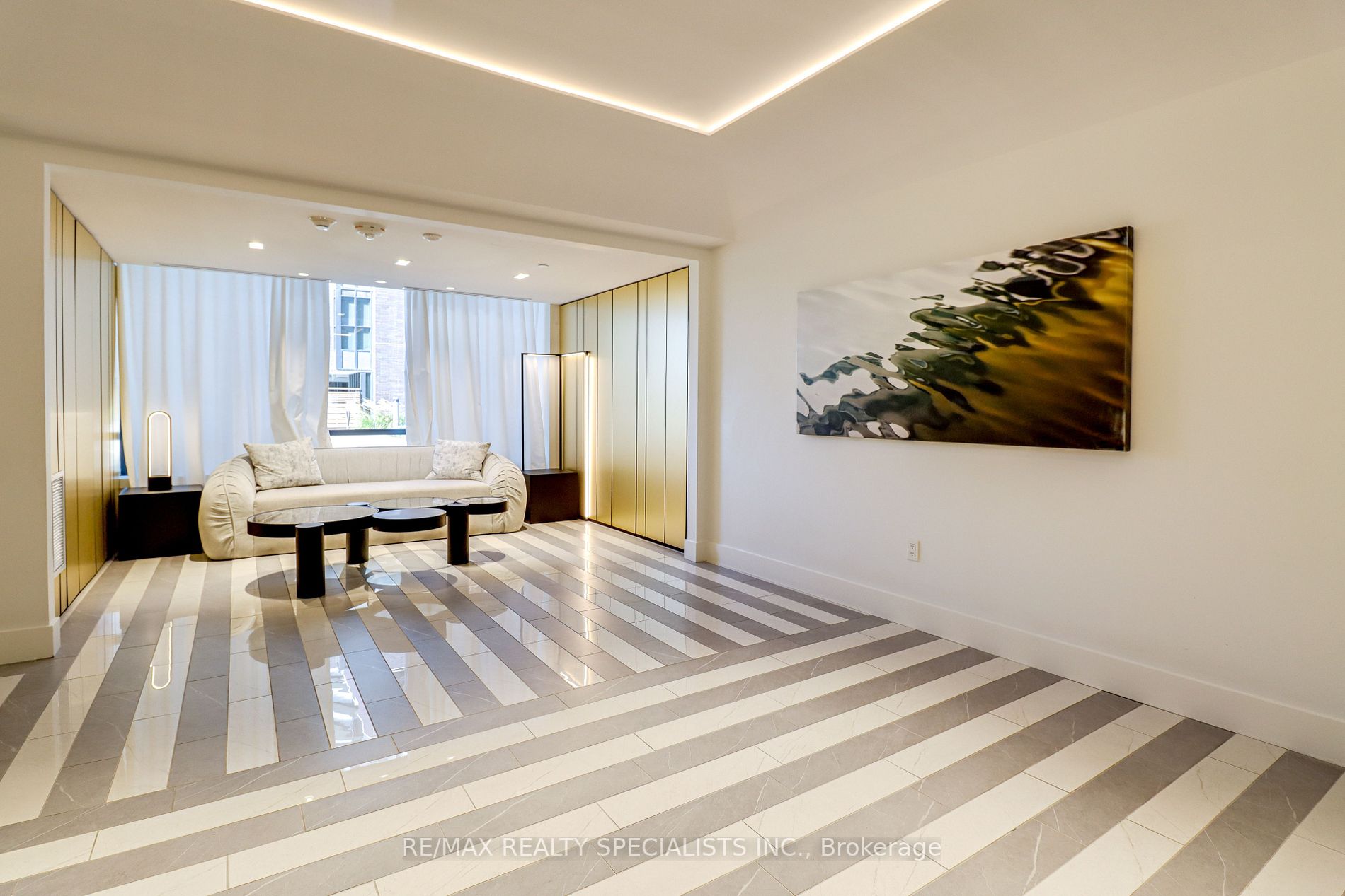 26 Gibbs Rd, #631