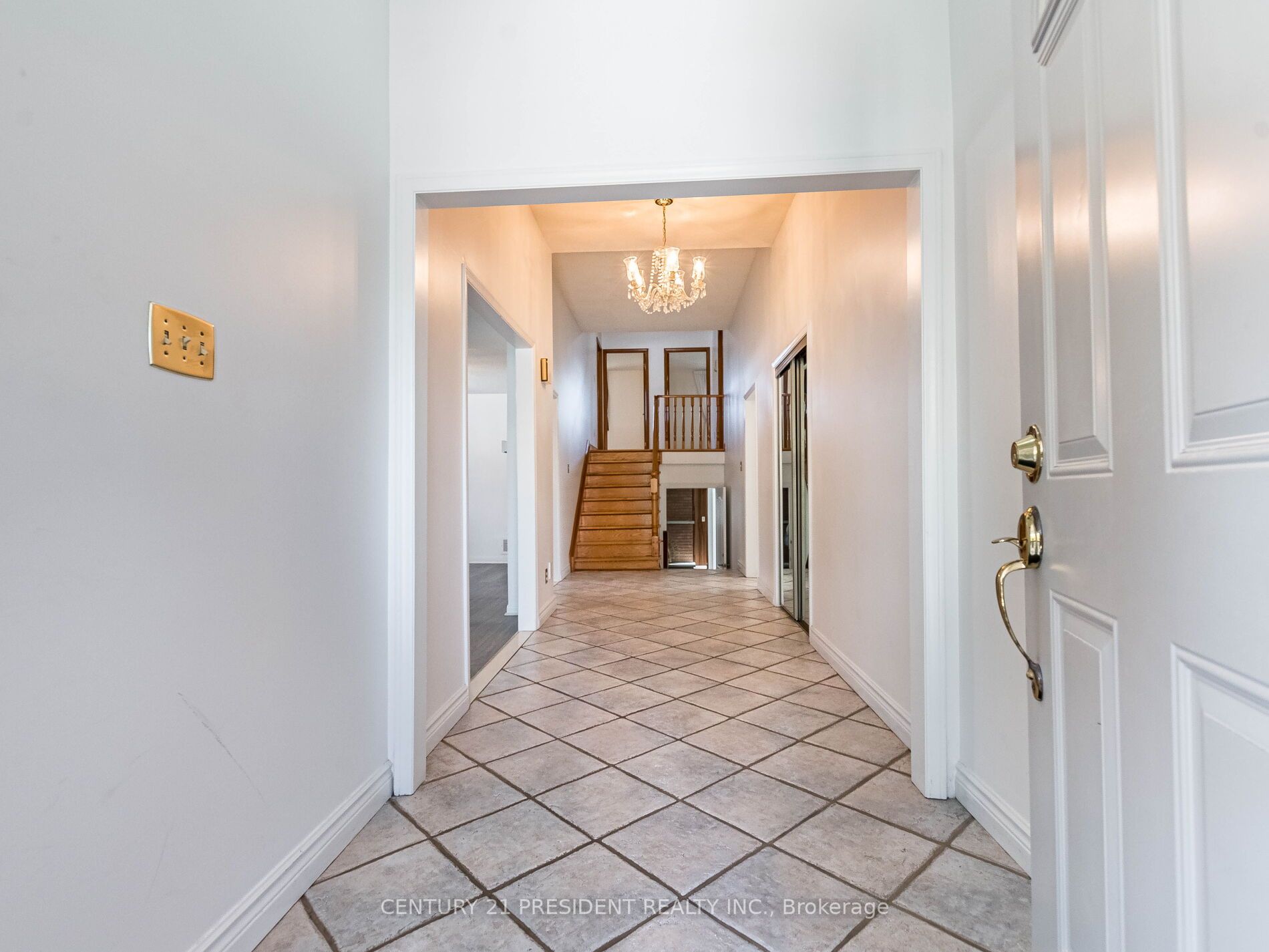 23 Panorama Cres