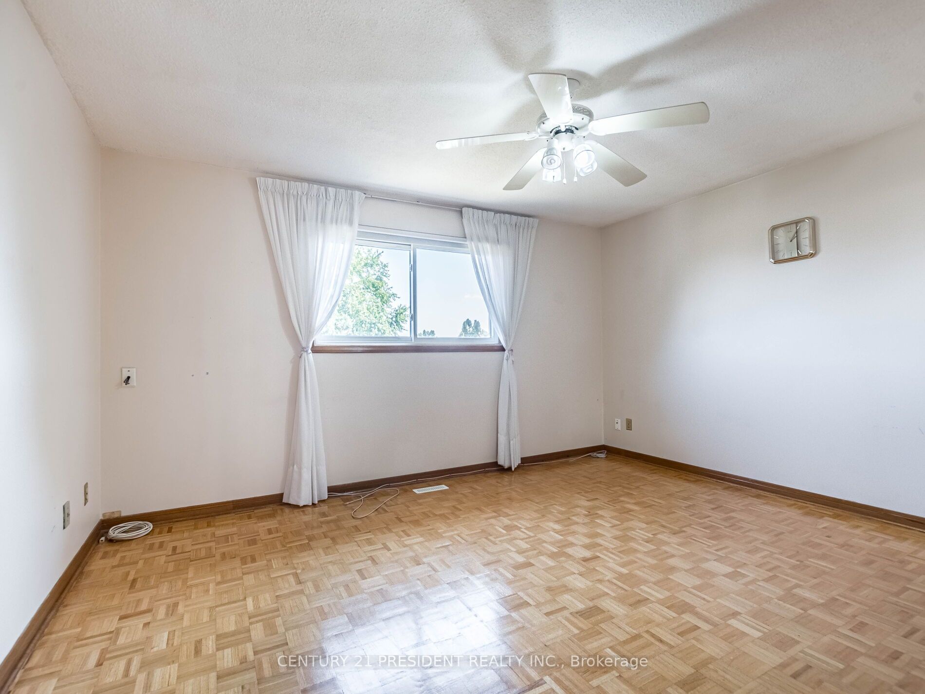 23 Panorama Cres