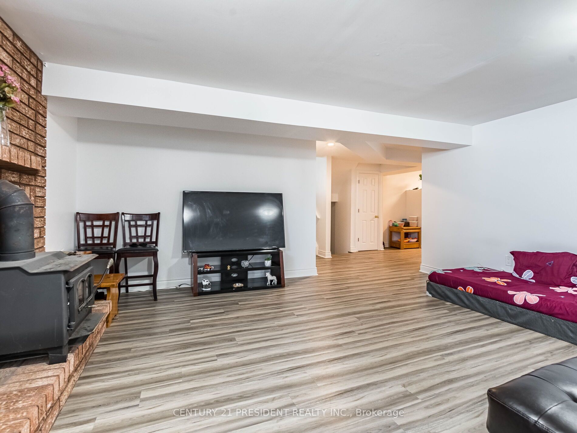 23 Panorama Cres