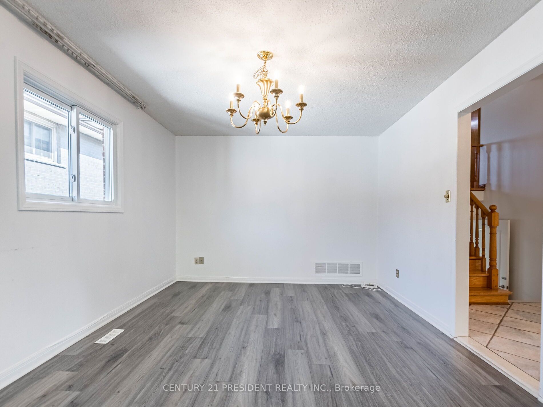 23 Panorama Cres
