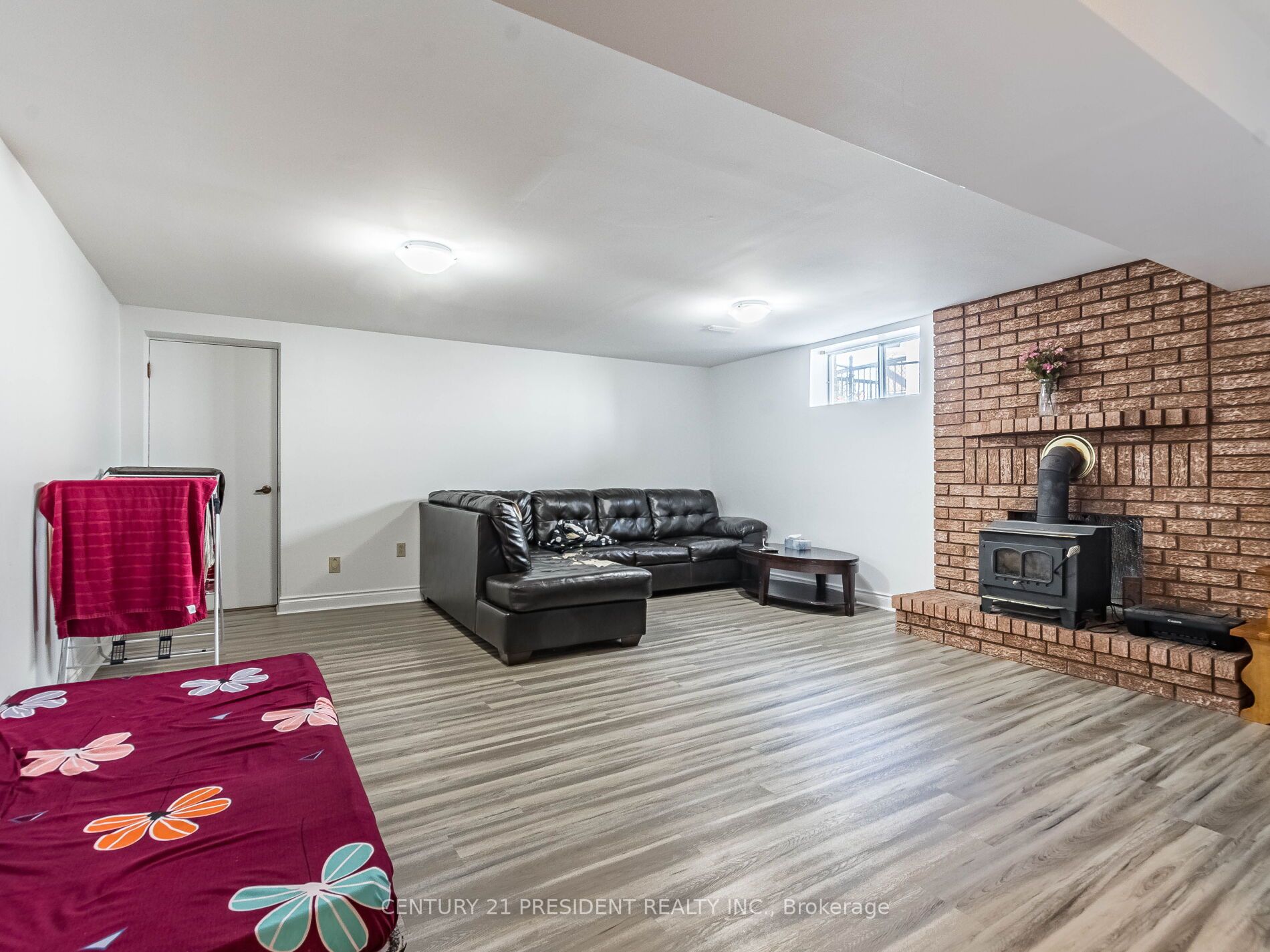 23 Panorama Cres