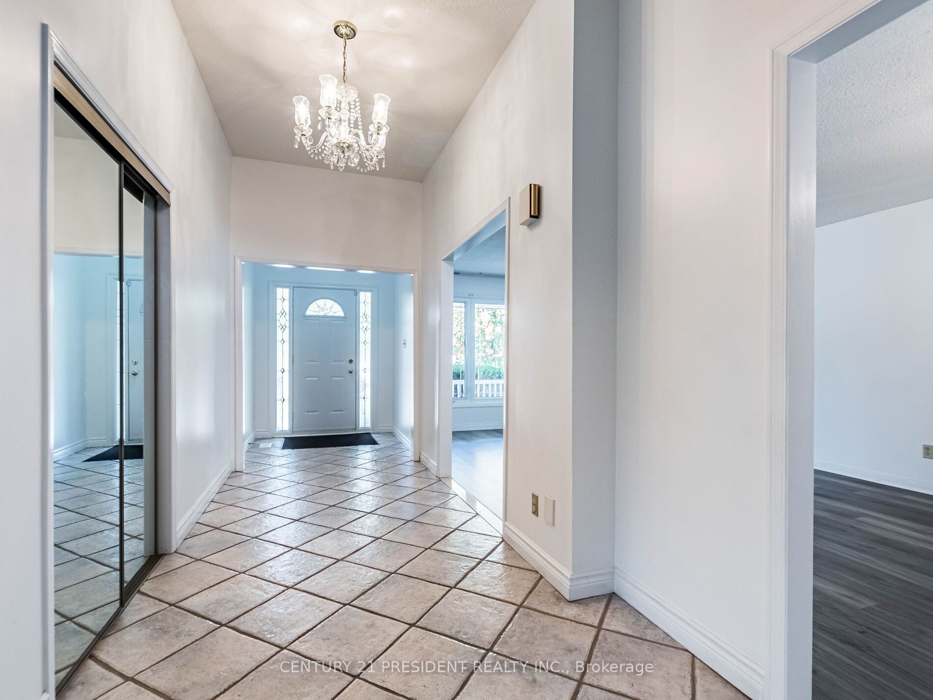 23 Panorama Cres