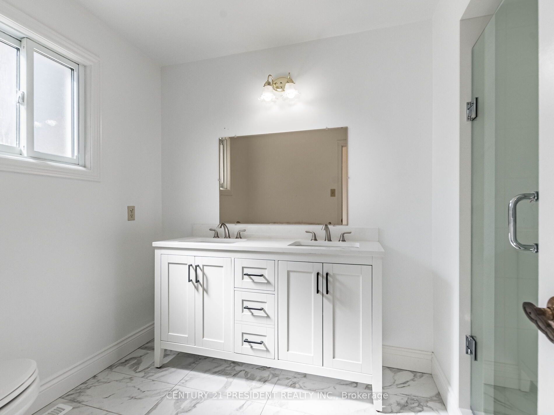 23 Panorama Cres