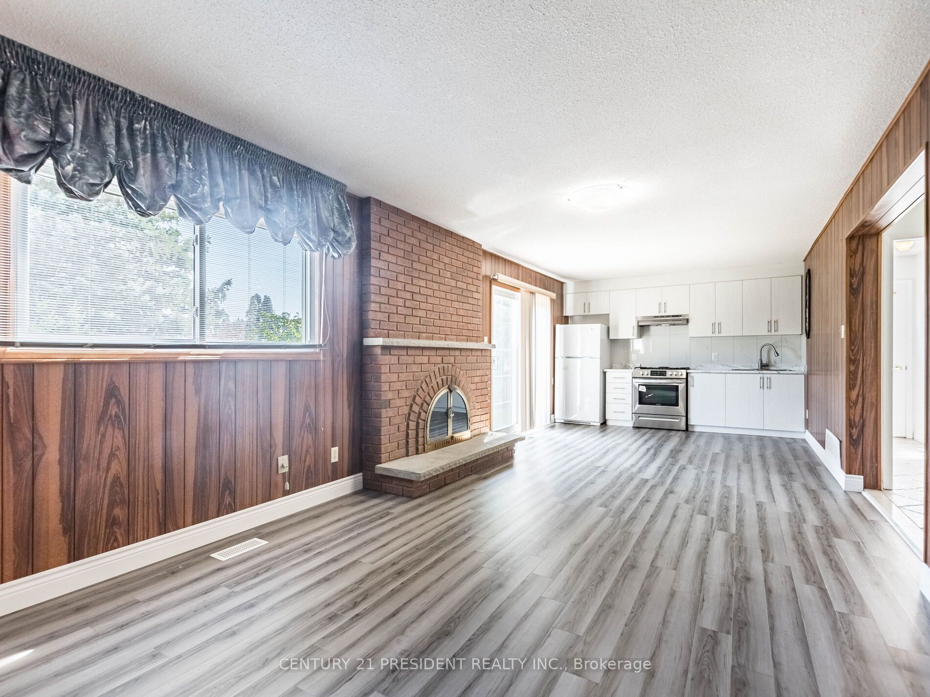 23 Panorama Cres