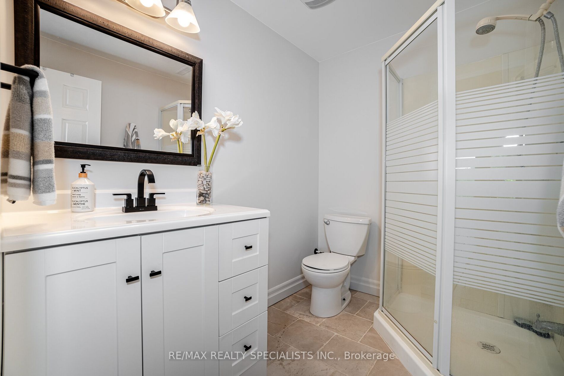 41 Matson Dr