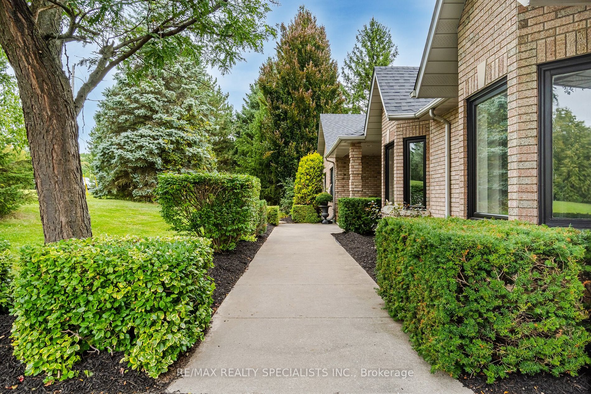 41 Matson Dr