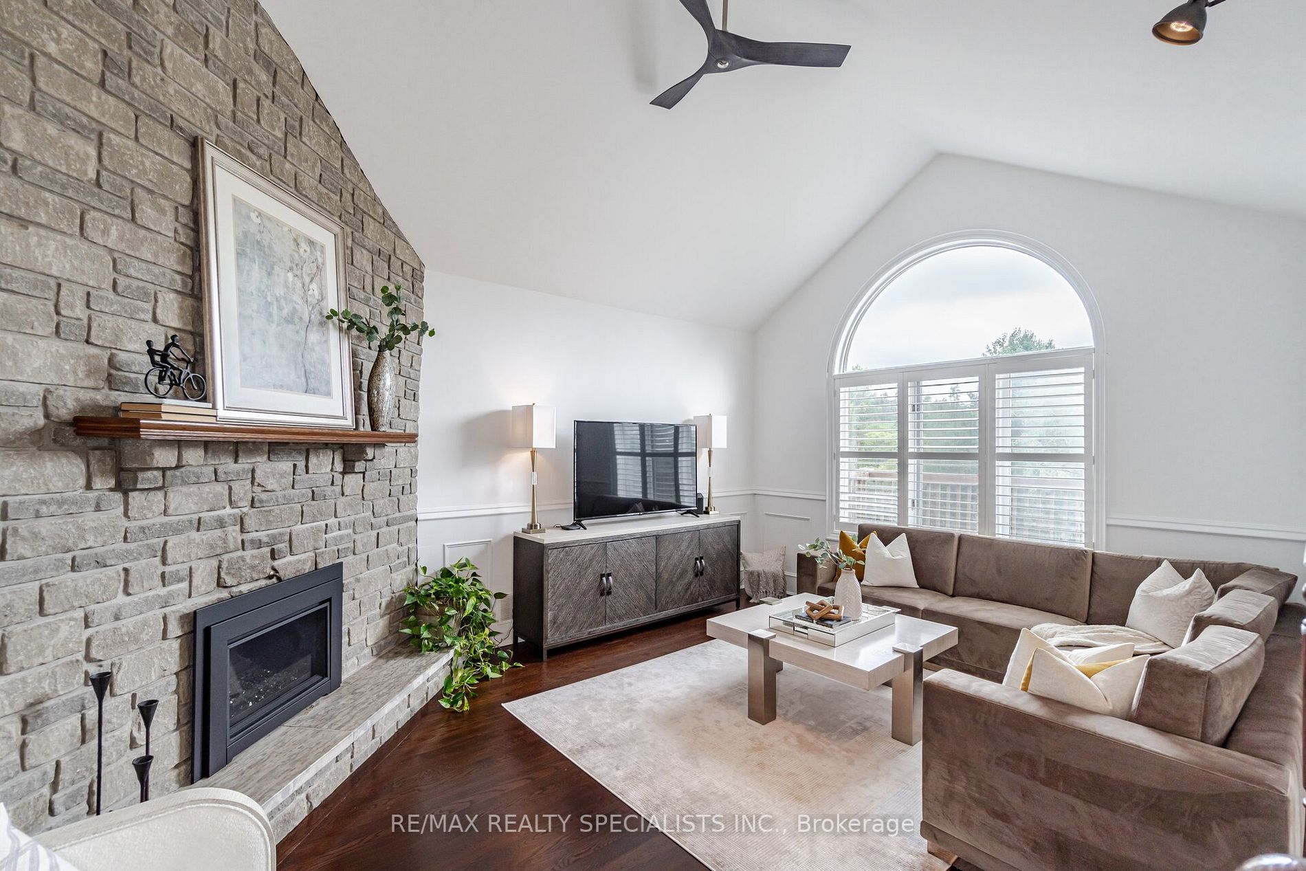 41 Matson Dr