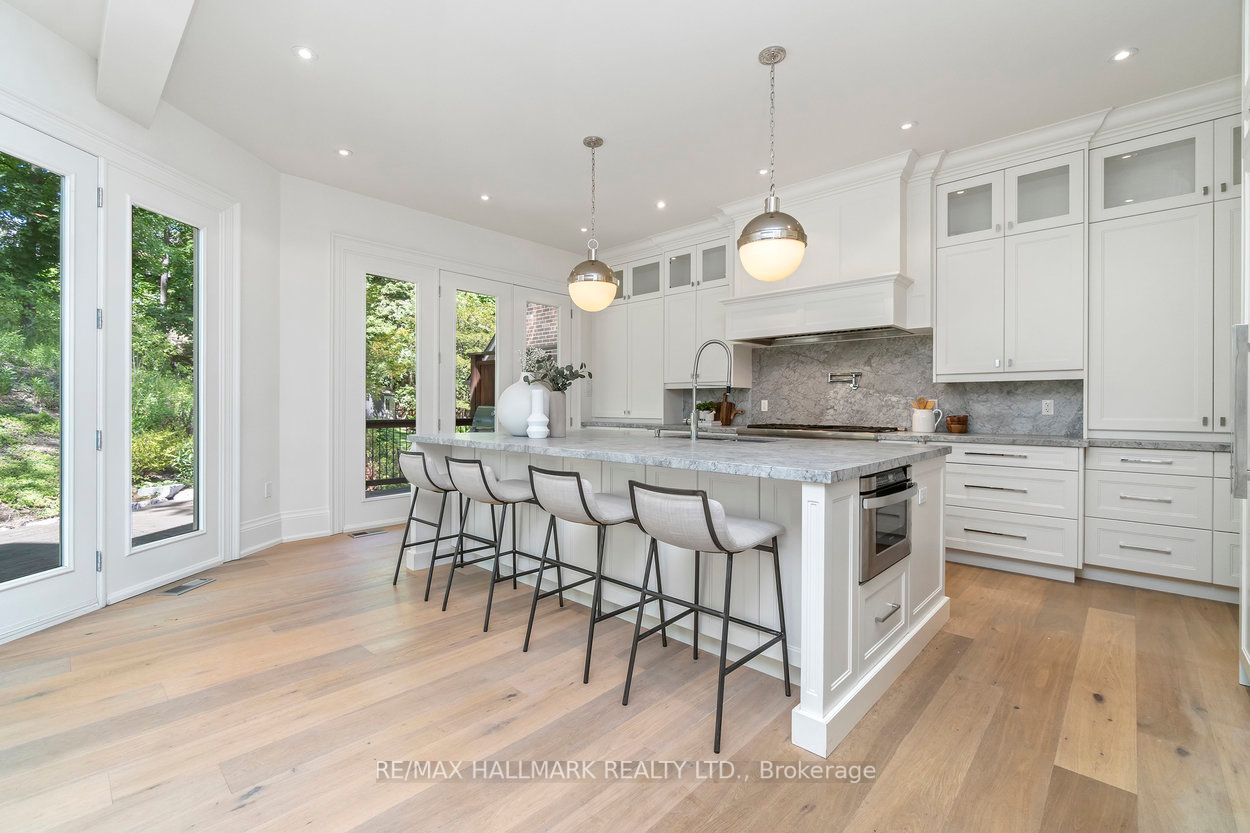 45 Brule Cres